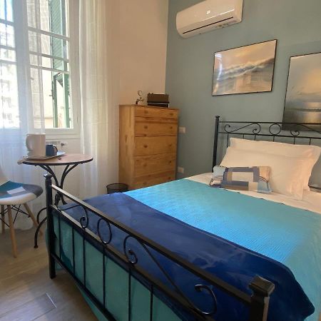Iola Rooms - Q9416 กาญารี ภายนอก รูปภาพ