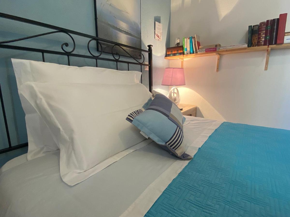 Iola Rooms - Q9416 กาญารี ภายนอก รูปภาพ